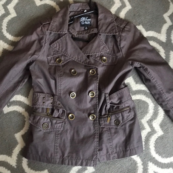 Jacket - Picture 4 of 6